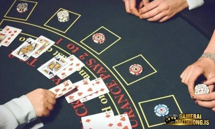Luật chơi Blackjack Vip79 khá đơn giản 